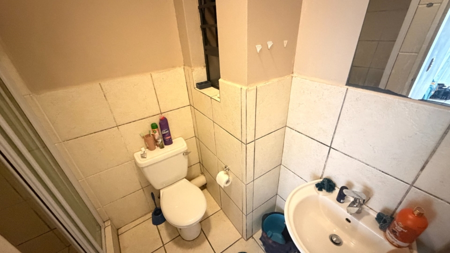 2 Bedroom Property for Sale in Van Der Hoff Park North West